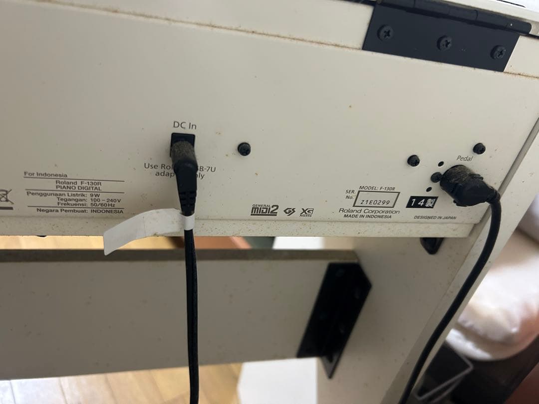 Roland ローランド　F-130R 通電動作確認済み