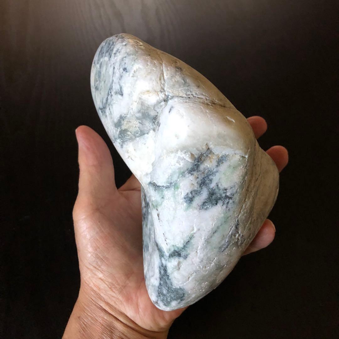 翡翠原石　糸魚川　姫川産