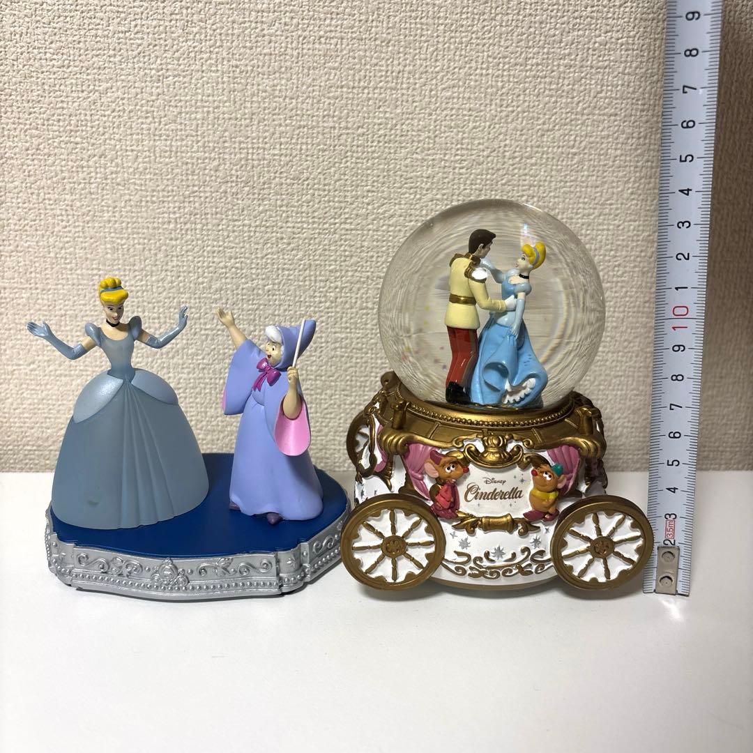 ディズニー　シンデレラ　フィギュア　スノードーム