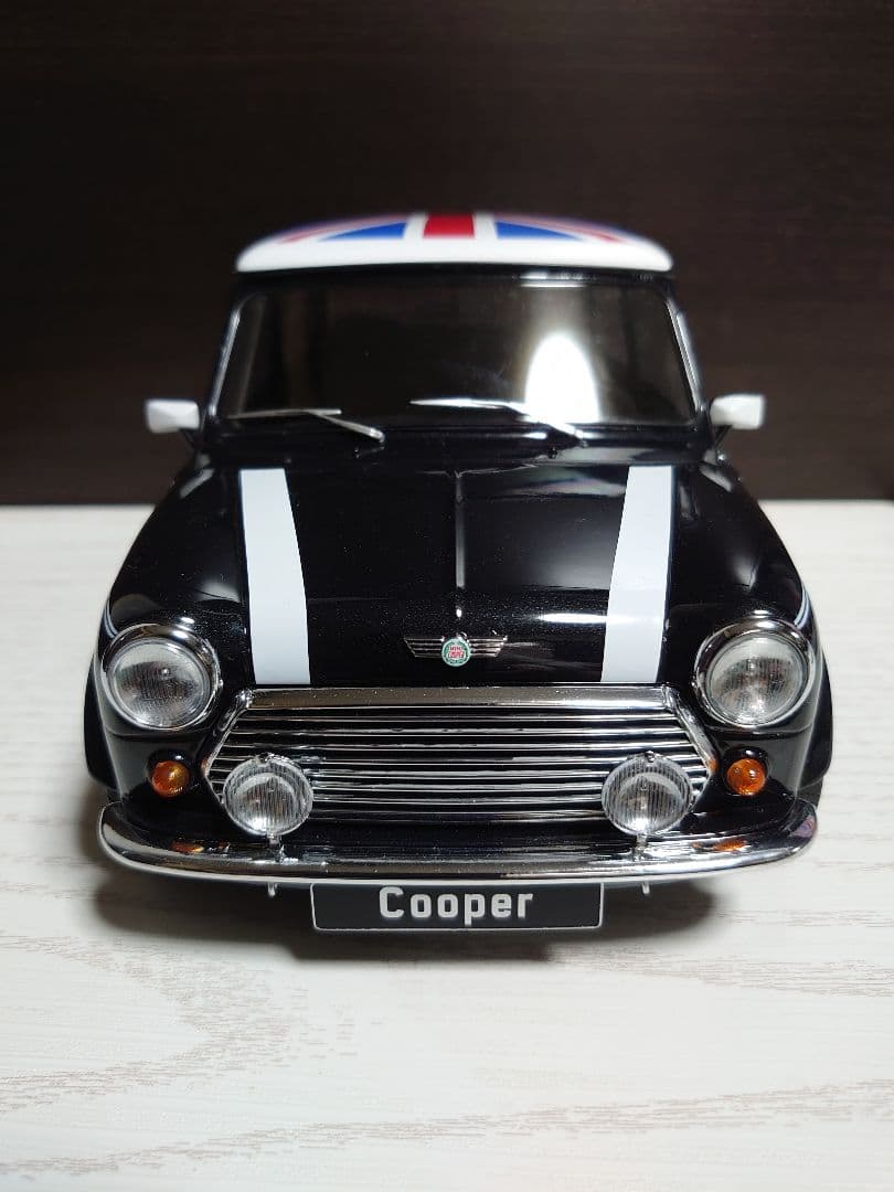 KK-Scale 1/12 ミニクーパー ダイキャスト フィギュア