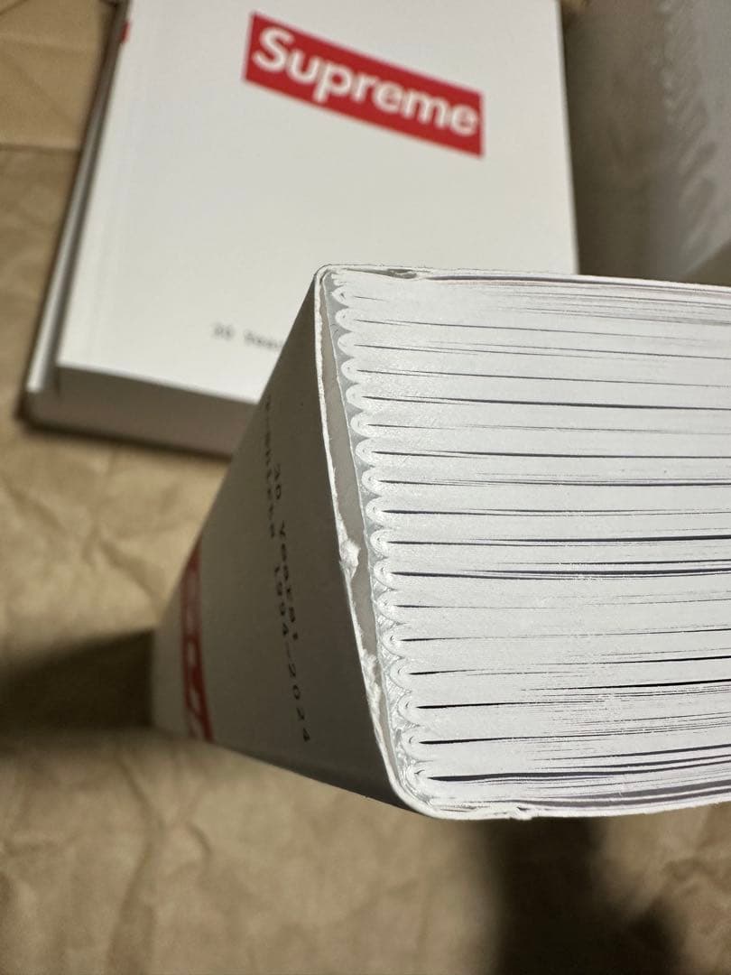 アート・デザイン・音楽 supreme 30 years t-shirts 1994-2024 book