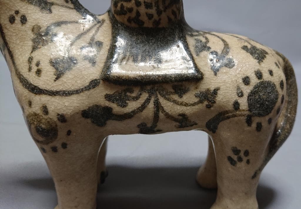 コレクター収集　タイ　カロン窯　鉄絵馬型灯火器　15～16世紀