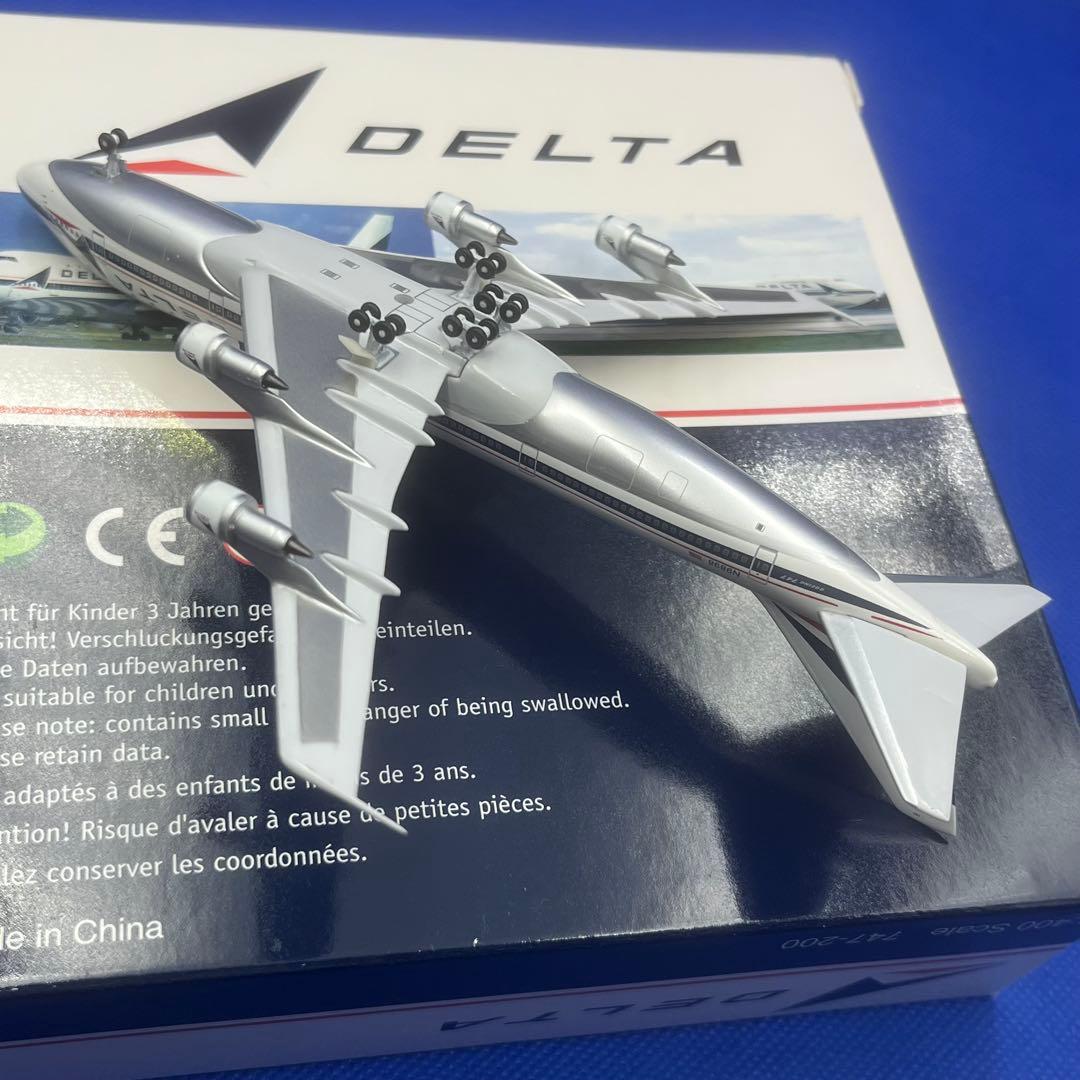 DELTA デルタ航空 747-100 N9898 1/400 モデル