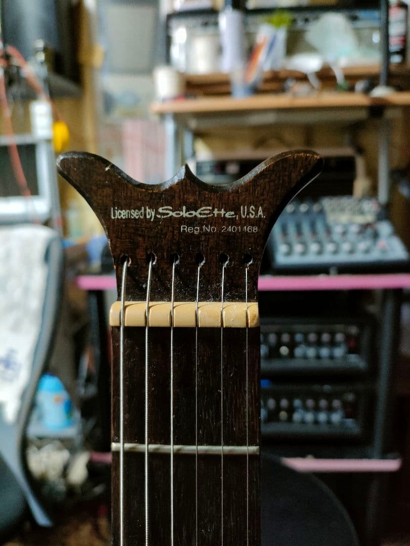 アリア.シンソニード.6弦エレキギター ダークブラウン