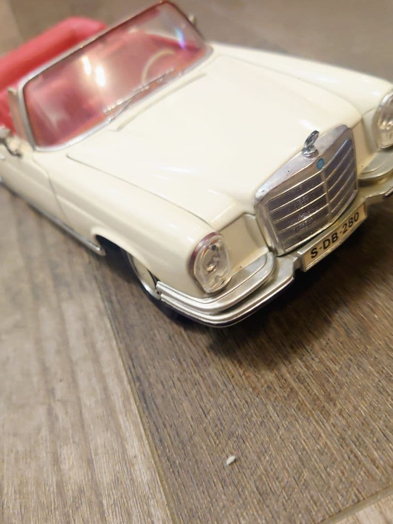 2台セット メルセデス 1/18 箱なし イタリア製 MERCEDES まとめて