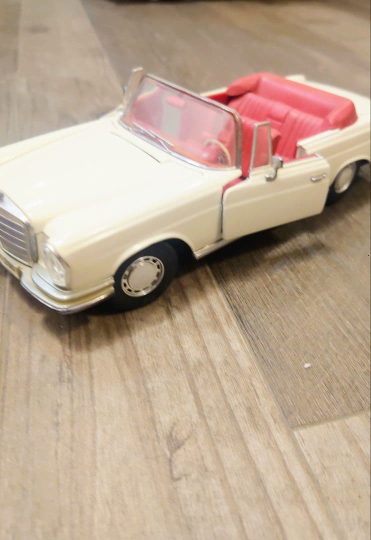 2台セット メルセデス 1/18 箱なし イタリア製 MERCEDES まとめて