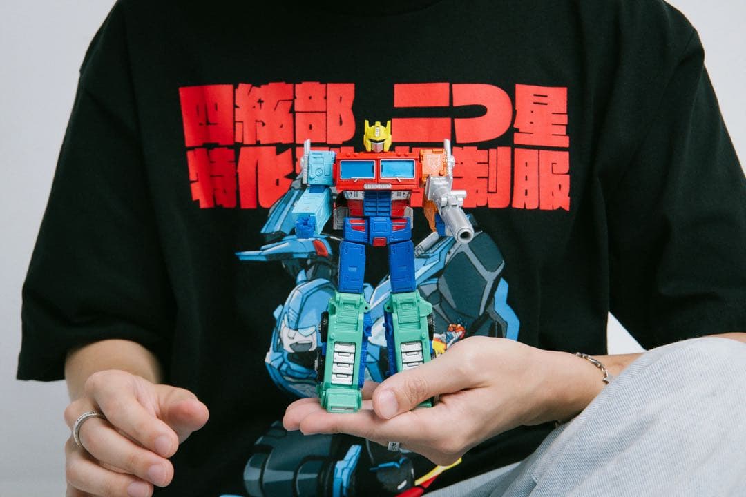 BUMP OF CHICKEN トランスフォーマー コンボイ