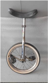 激レア　オール樹脂フレーム　自転車　２０インチ 　（一輪車オマケ付き）