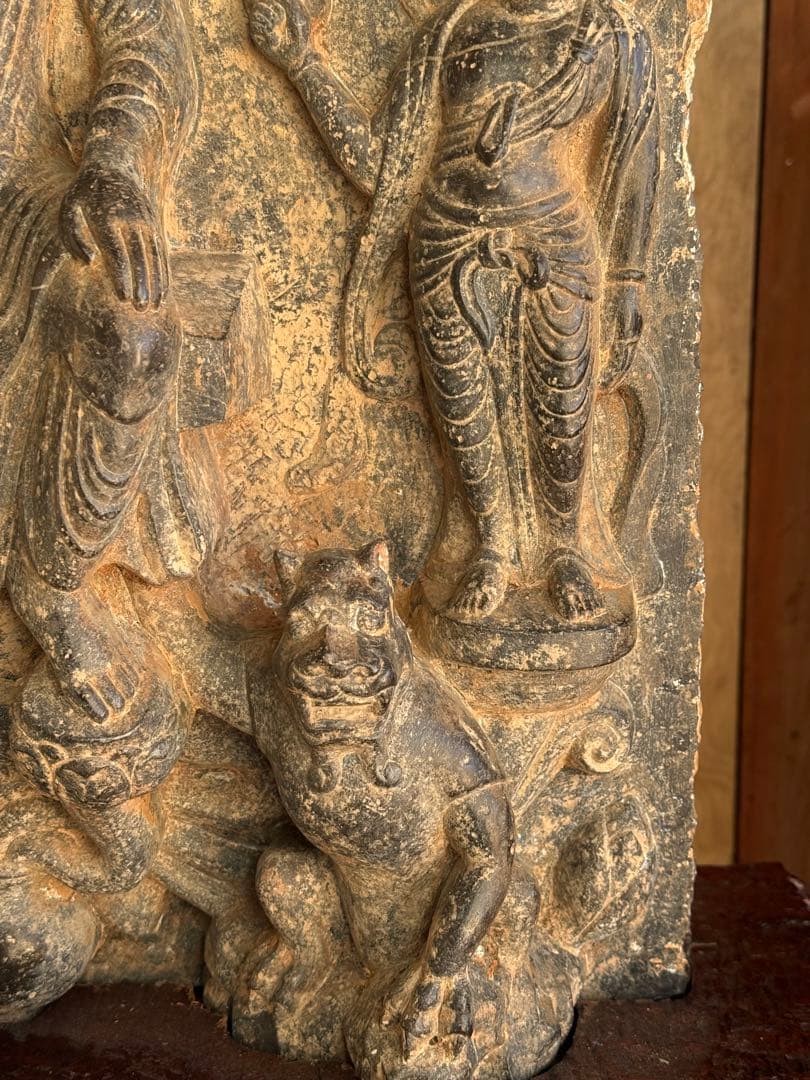 中国　石佛　三尊佛　台付　仏教美術　高さ約51cm 送料込み251211