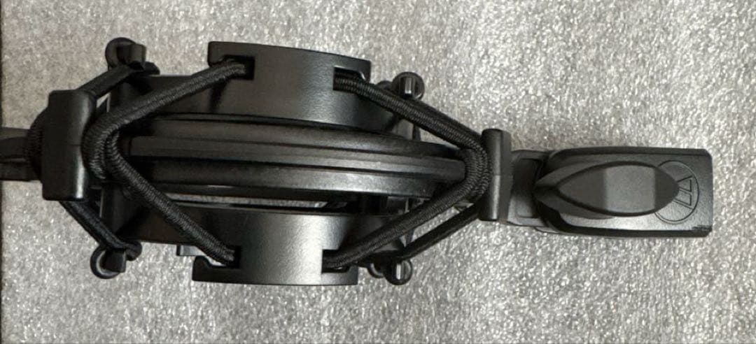 ほぼ新品★audio-technica AT2050 コンデンサーマイクセット