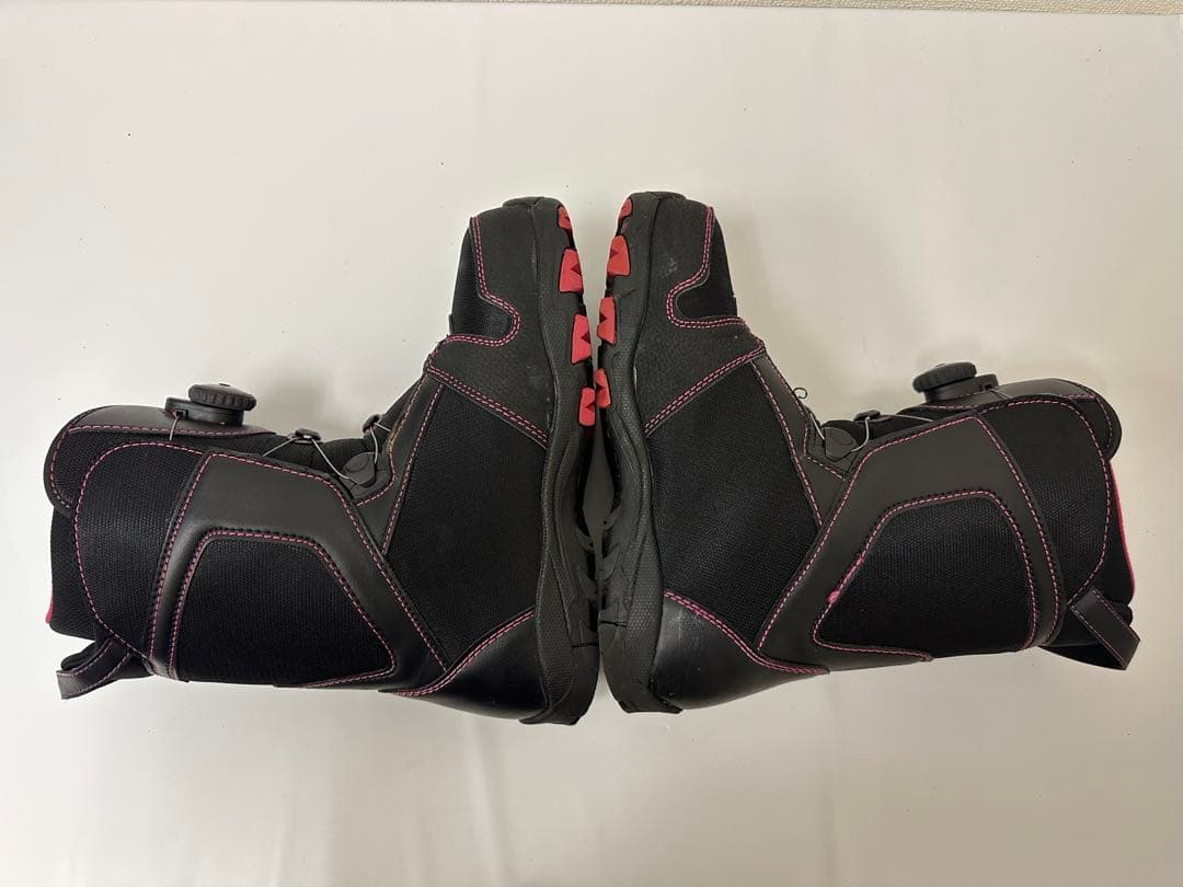 CANVAS 女性用スノーボードブーツ BOAブラック/ピンク 25.0cm