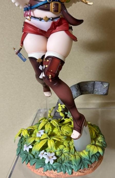 ライザのアトリエ ～常闇の女王と秘密の隠れ家～ 1/6フィギュア AMAKUNI