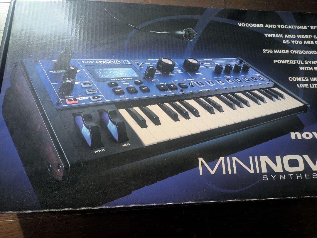 Novation MININOVA アナログシンセサイザー！