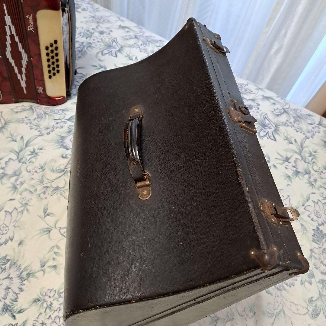 Italy製Recanati アコーディオン 30鍵 レッド、ケース付