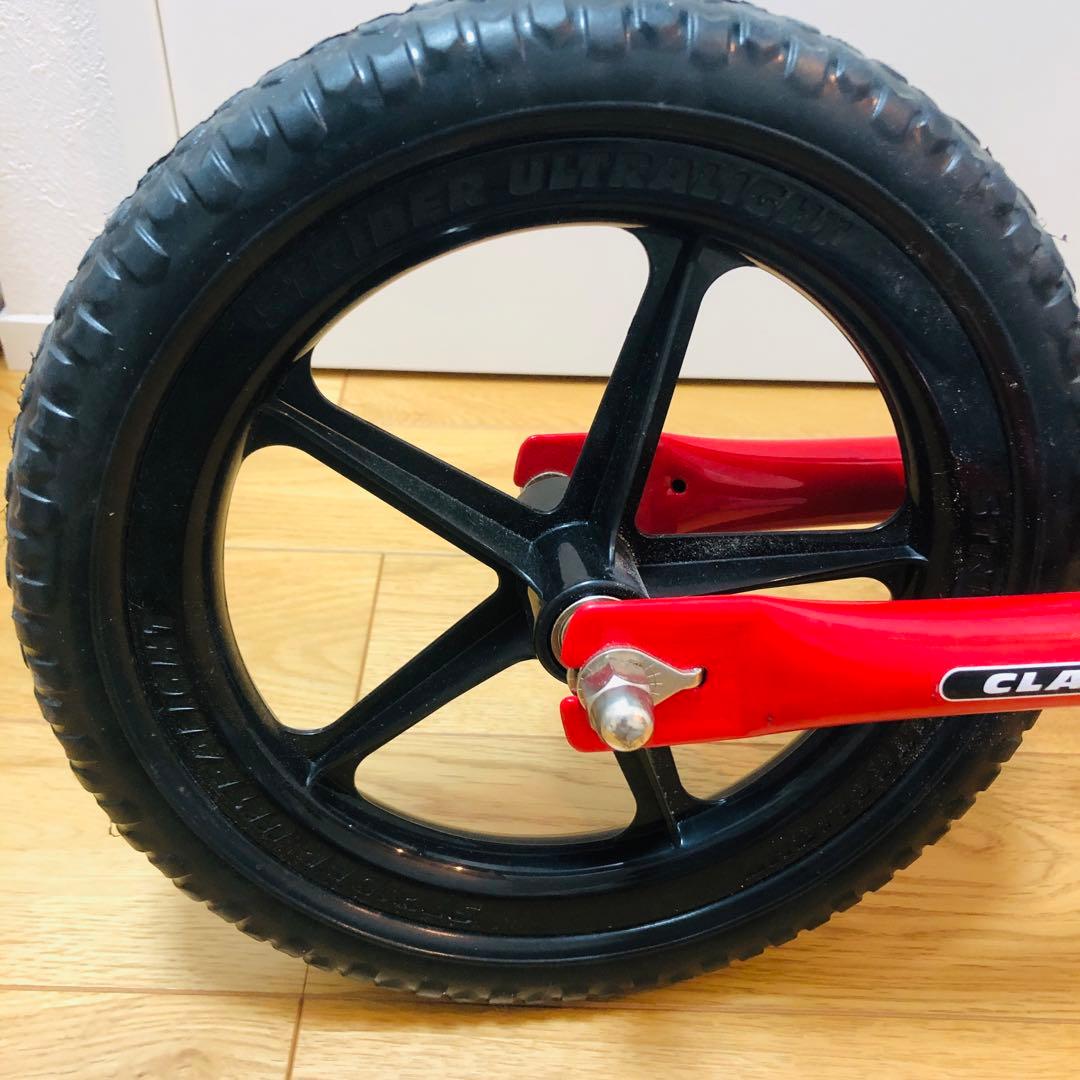 【送料無料】【美品】ストライダー 12インチ classic　クラシック　レッド