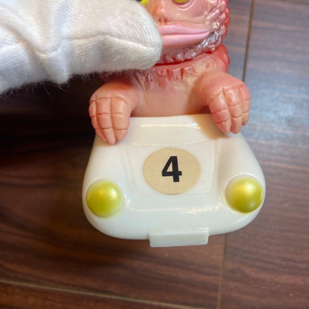 トイグラフ 怪獣レーサー ピグモン ソフビ 5374