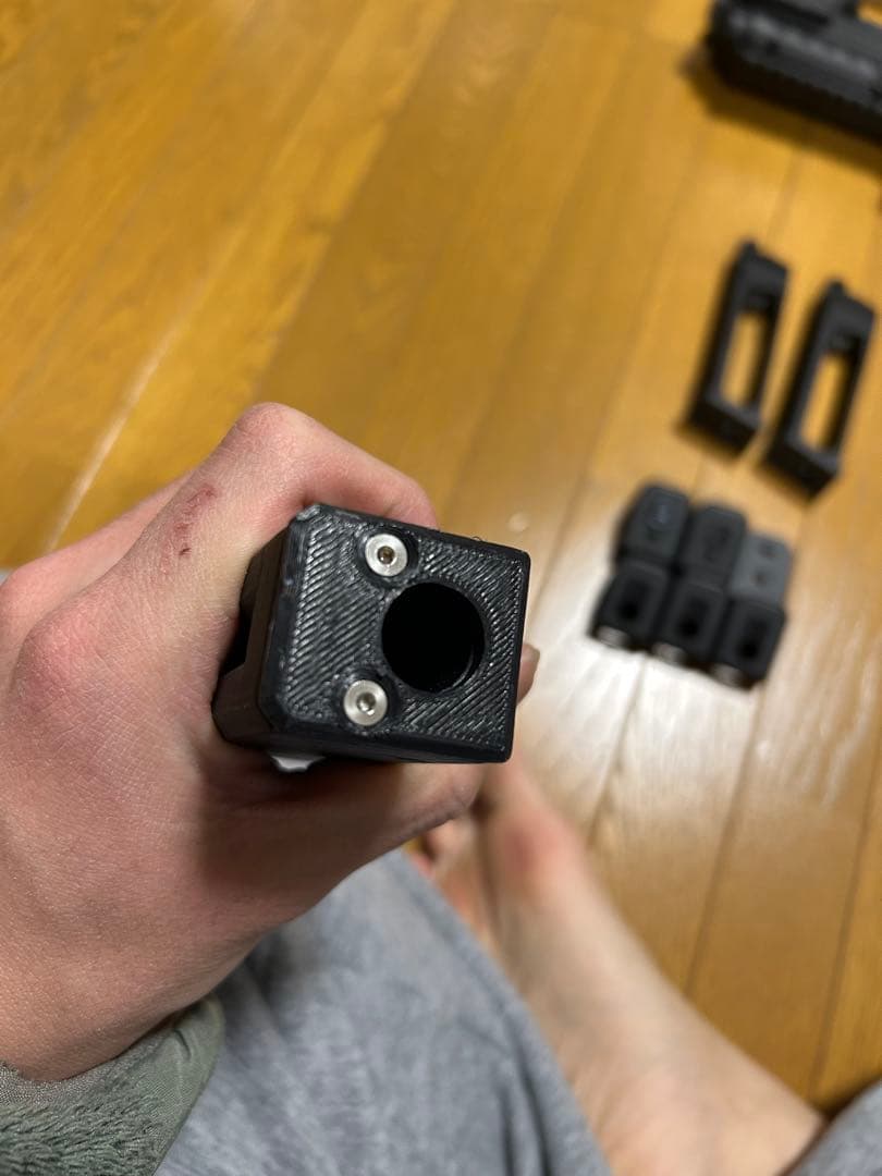 carbon8 striker9 s カービンキット マガジンダンパー