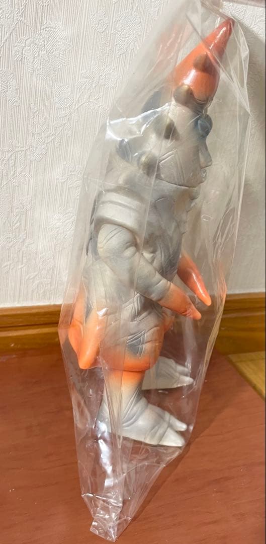 ブルマァク ササヒラー 復刻 怪獣 ソフビ 帰ってきたウルトラマン マルサン