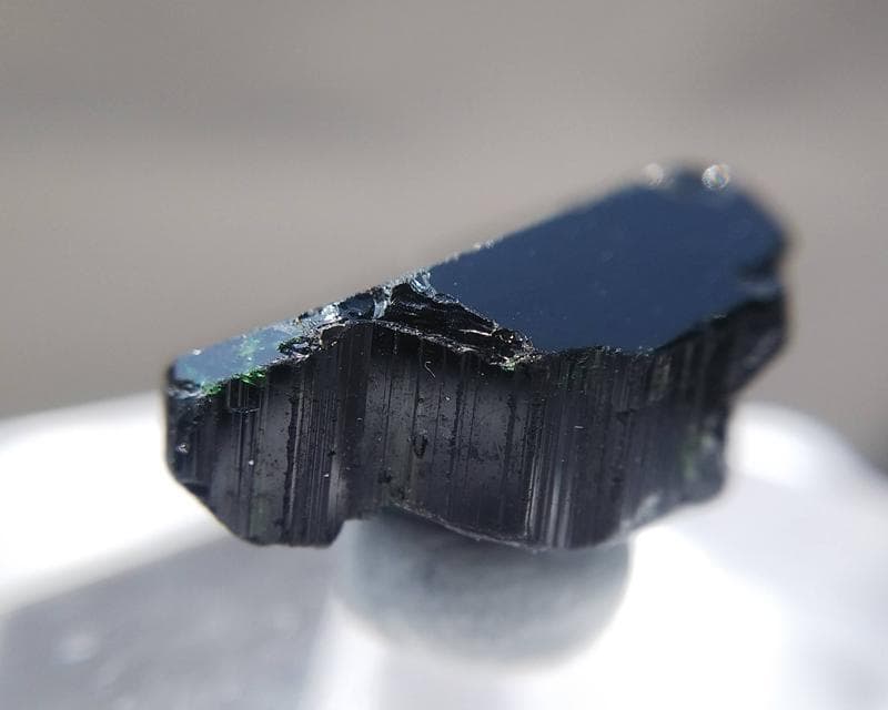 388 カラーチェンジ クロムトルマリン 結晶 原石