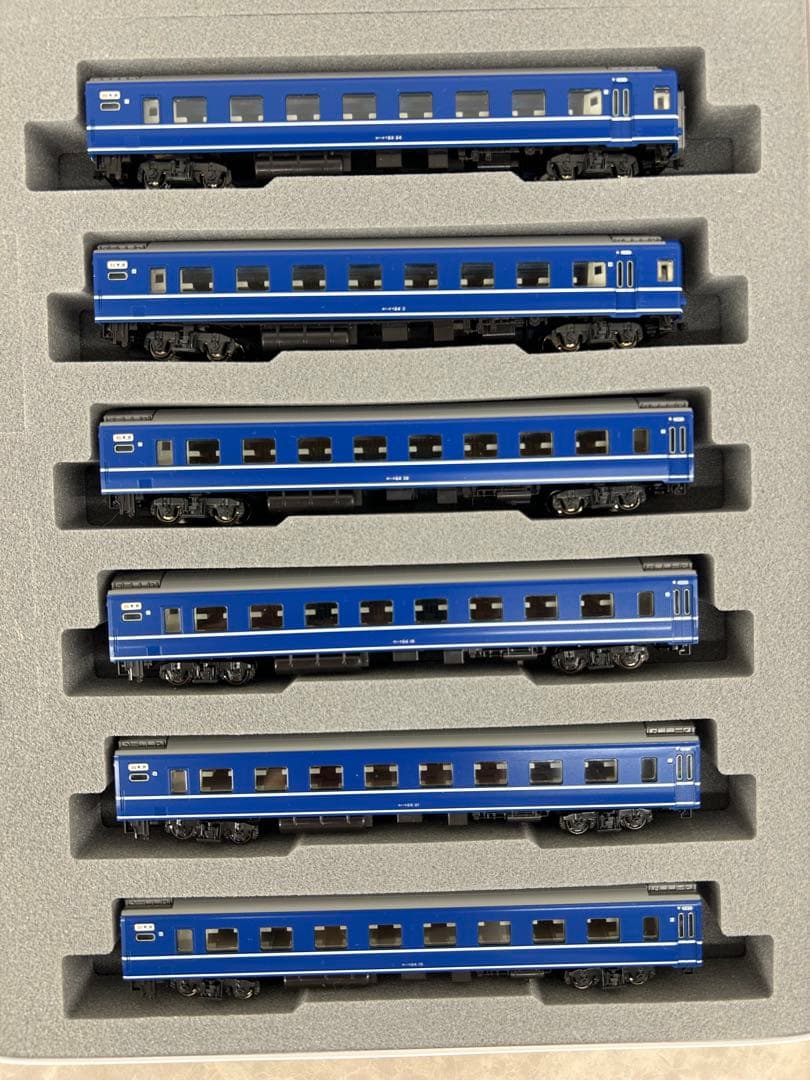 KATO 10-811.812 寝台特急「ゆうづる」6両基本、6両増結セット