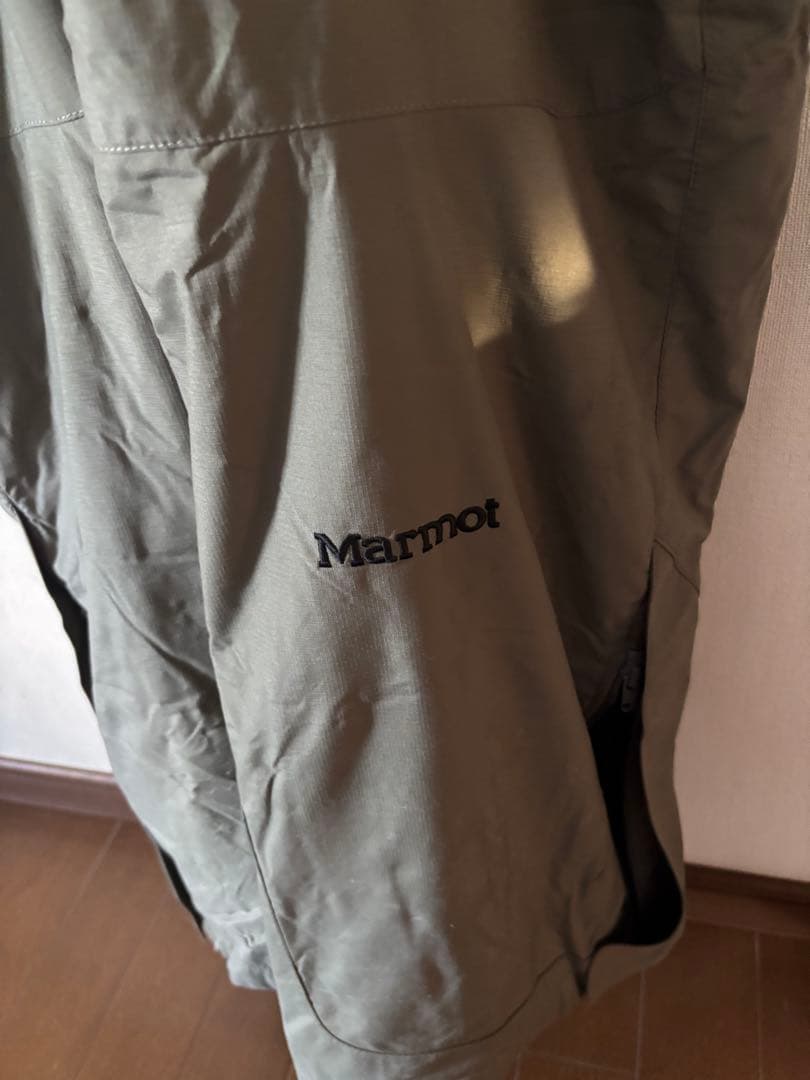 タイムセール‼️マムート　スキーウェア　スノーボードウェア中古　Marmot L