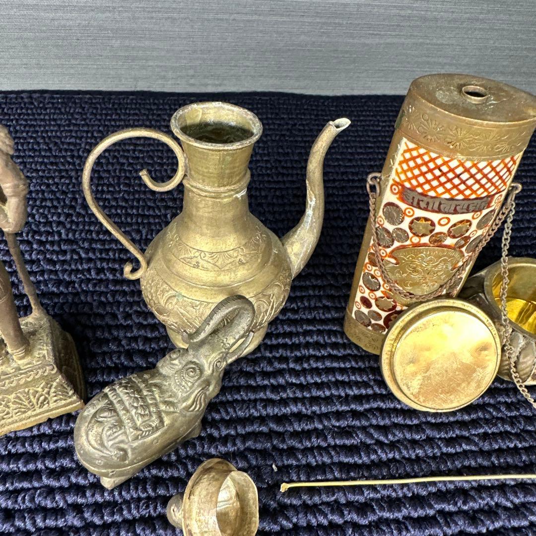 ネパール　置物　小物入れ