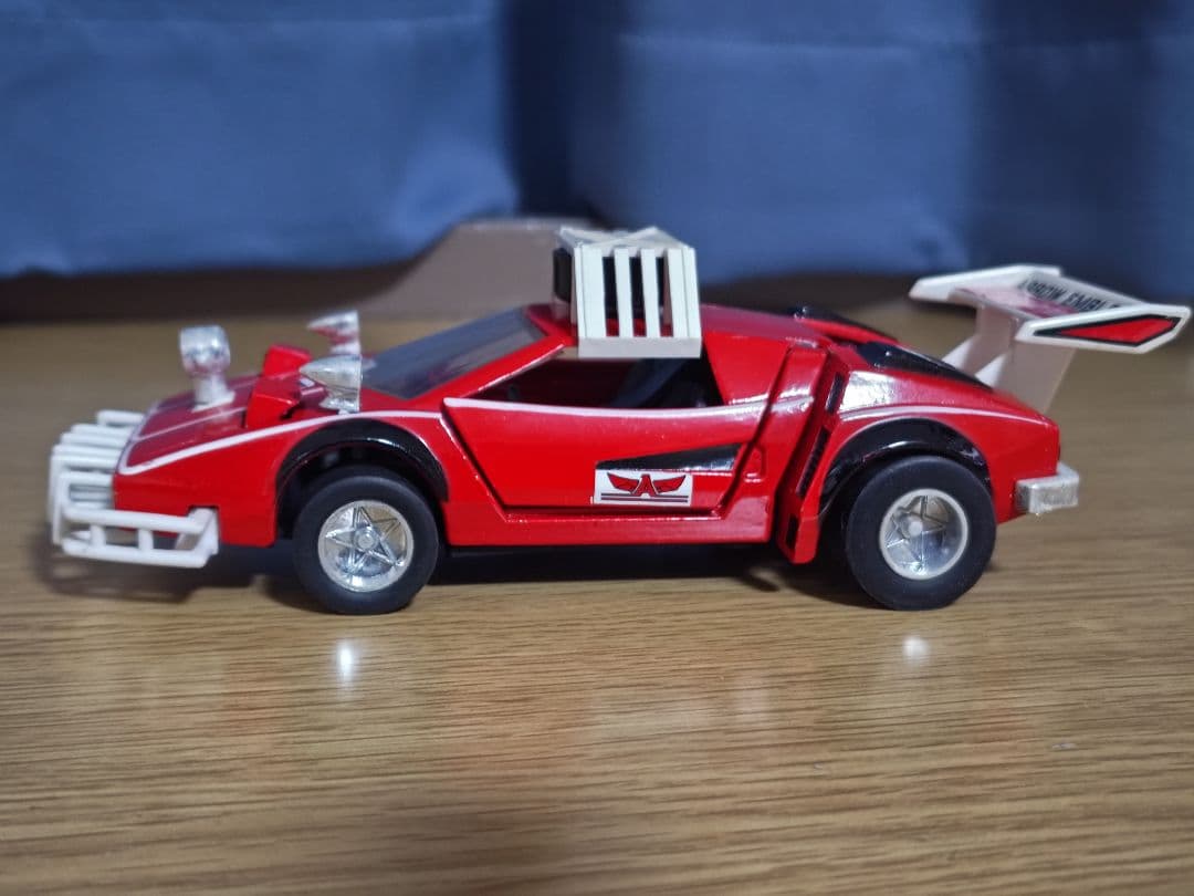 ポピニカ グランプリの鷹 アローエンブレム DX カトリースーパーロマン