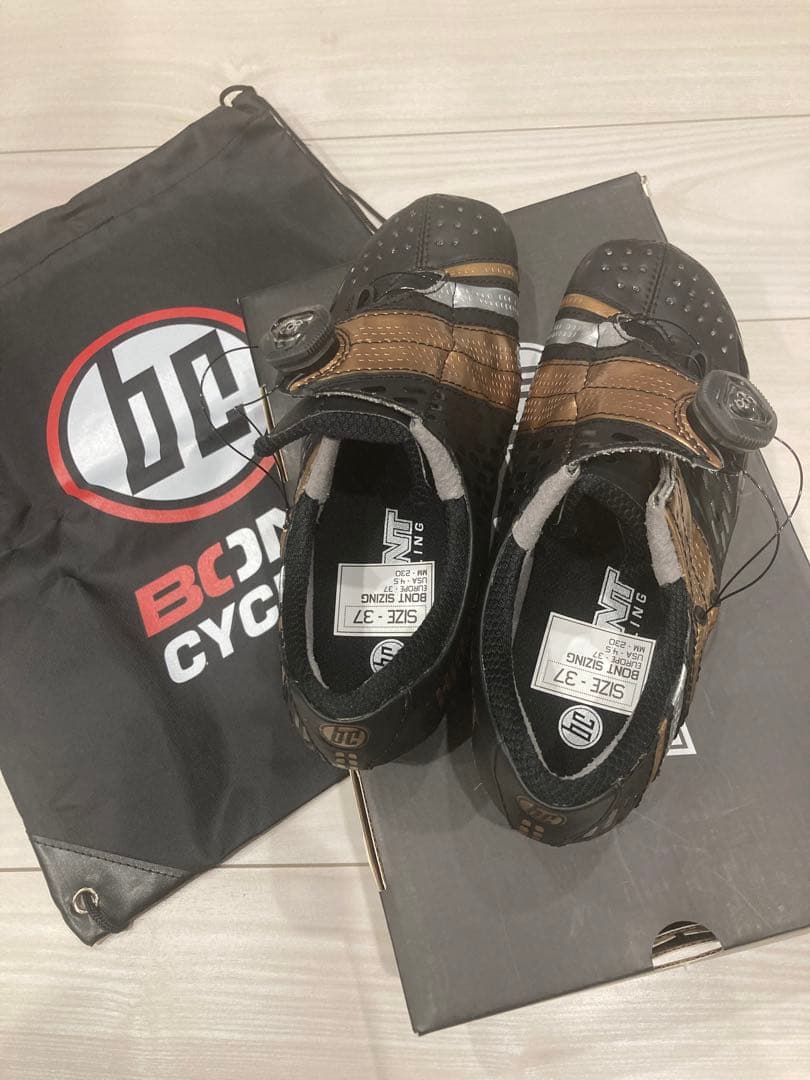 BONT CYCLING ボントサイクリングシューズ　試着のみ美品