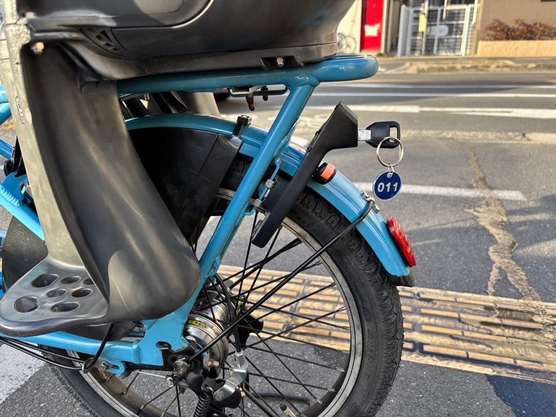 中古20㌅Panasonic電動アシスト自転車　16Ah 大阪　011番