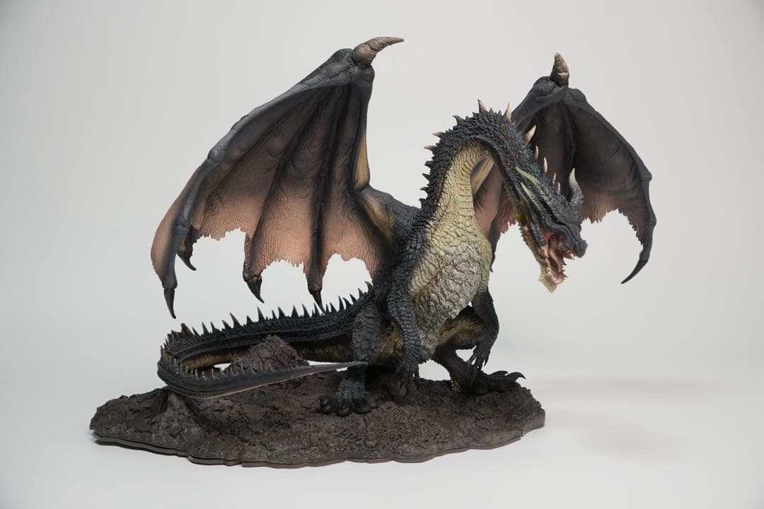CFBクリエイターズモデル 黒龍ミラボレアス　モンスターハンター