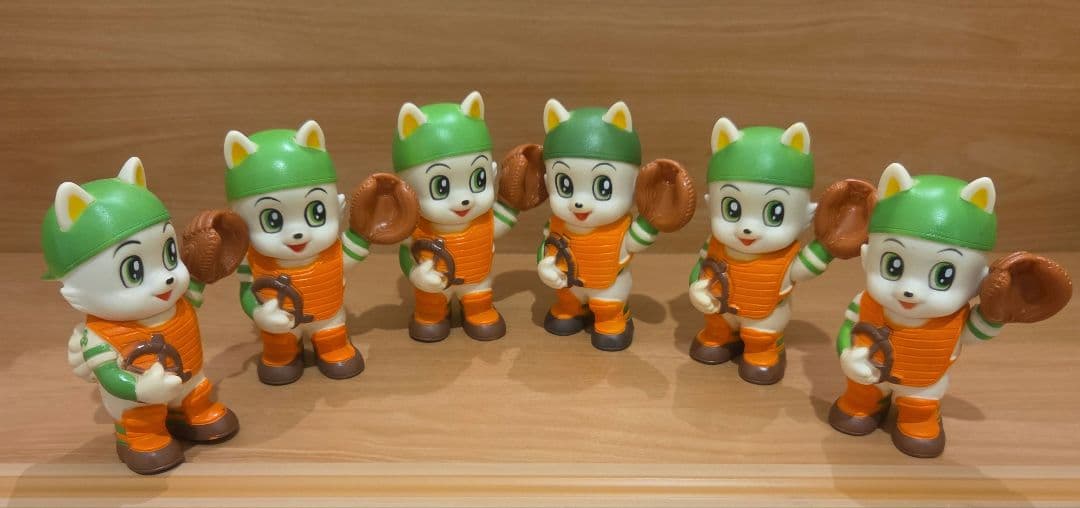 三和銀行 ワンサくん等　ソフビ貯金箱　34体　ノベルティグッズ 2体追加（野球）