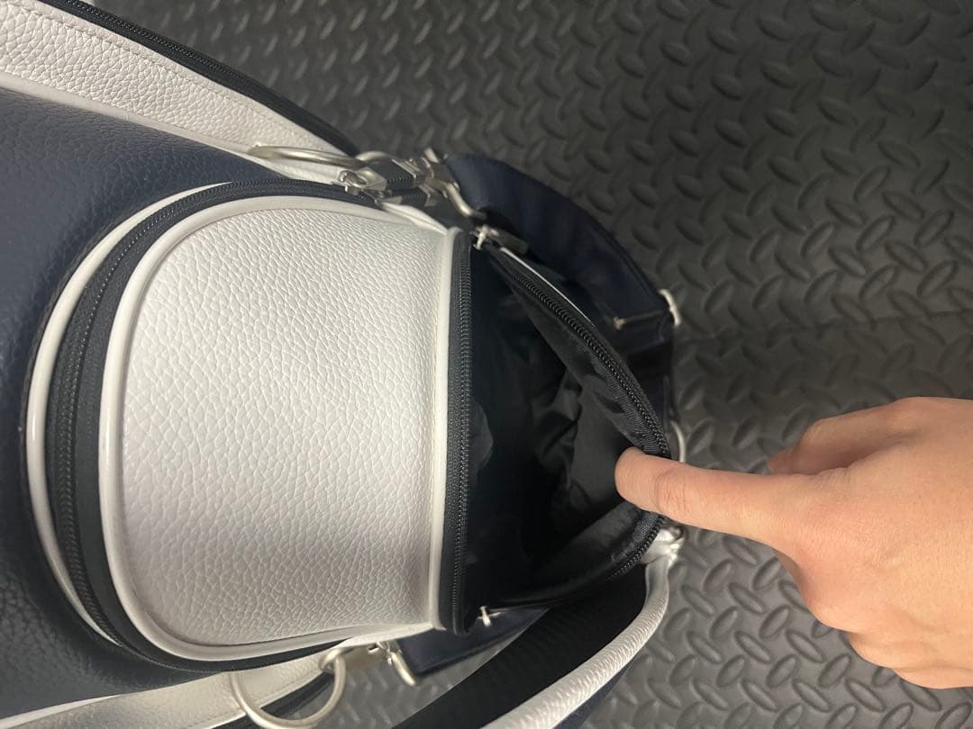 トミー ヒルフィガー キャディバッグ　THMG7SC1 9型トリコロール