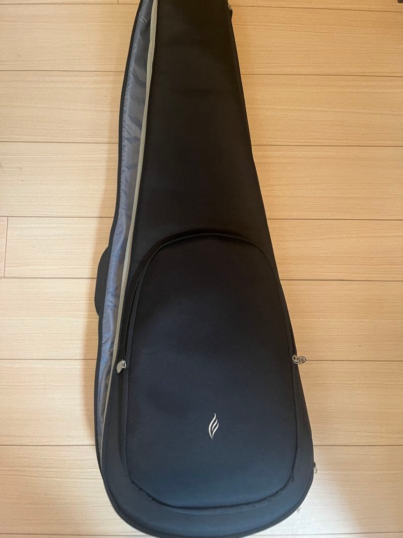 Enya inspire guitar アンプ内蔵エレキギター