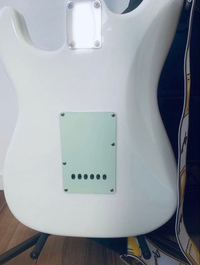 grassroots ストラトキャスター ローズ指板