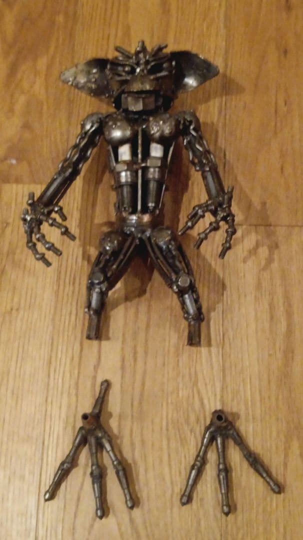 グレムリン？ 鉄製 フィギュア 置物