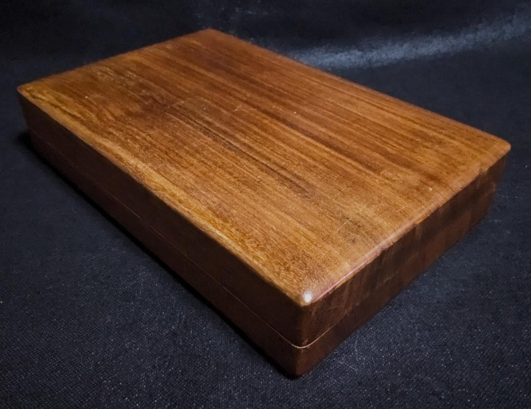 【RITAO CHAN公式アカウント04】◆端渓硯（鷓鴣斑・蕉葉白／十吋）