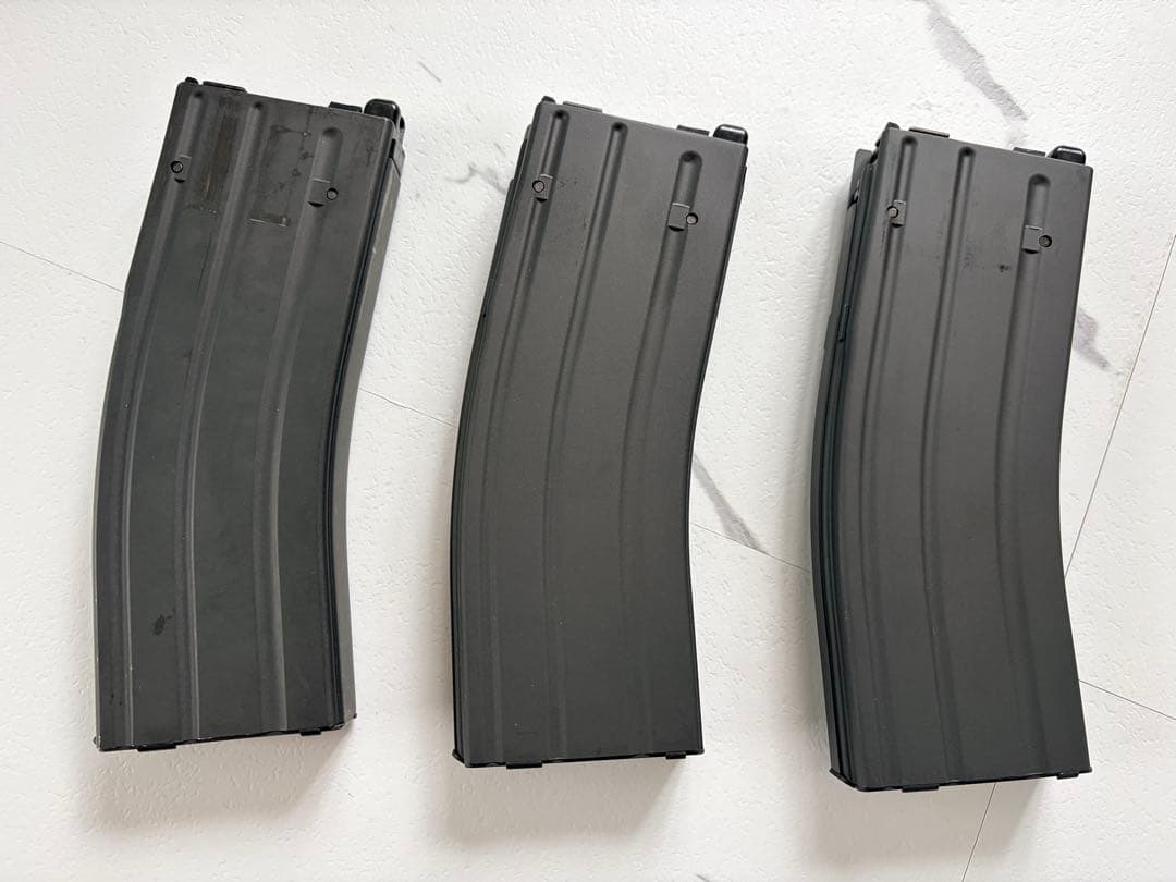 東京マルイ URG-I 11.5 GBB ガスガン　M4マガジン3本付き