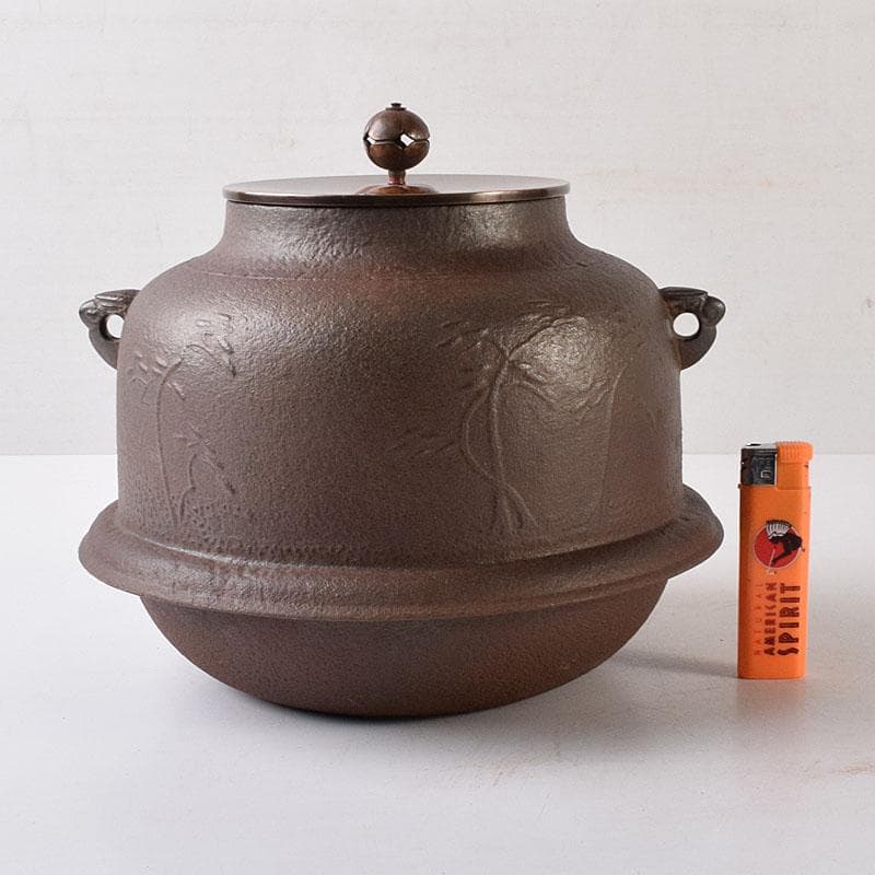 茶道具　人間国宝　釜師　高橋敬典作　浜松地紋真形羽付釜　共袋共箱　VR8722H