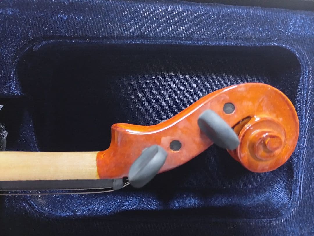 カルロ・ジョルダーノ　　　　 4/4 バイオリン59cm　ケース、弓付　未使用品