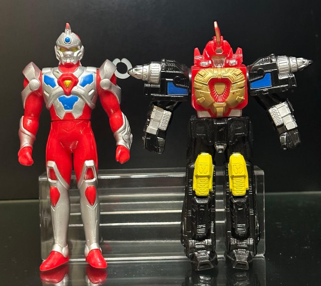 電光超人グリッドマン　メタラス　ソフビ　色違いセット　他