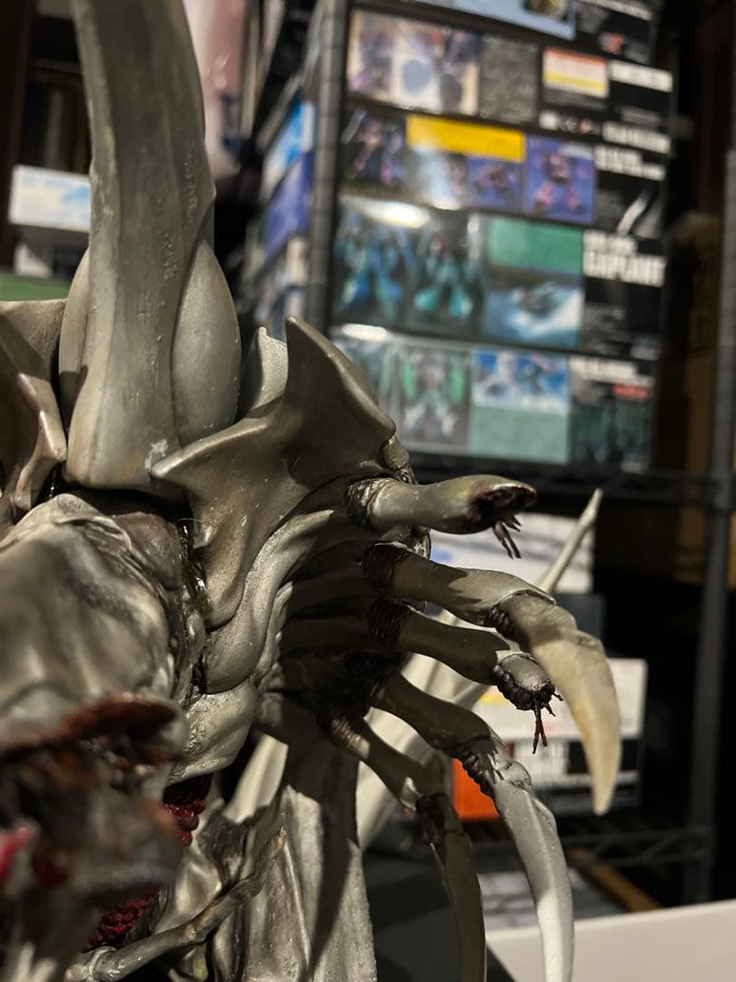 レギオン ガメラ2 レギオン ダメージVer 赤目 フィギュア　ジャンク