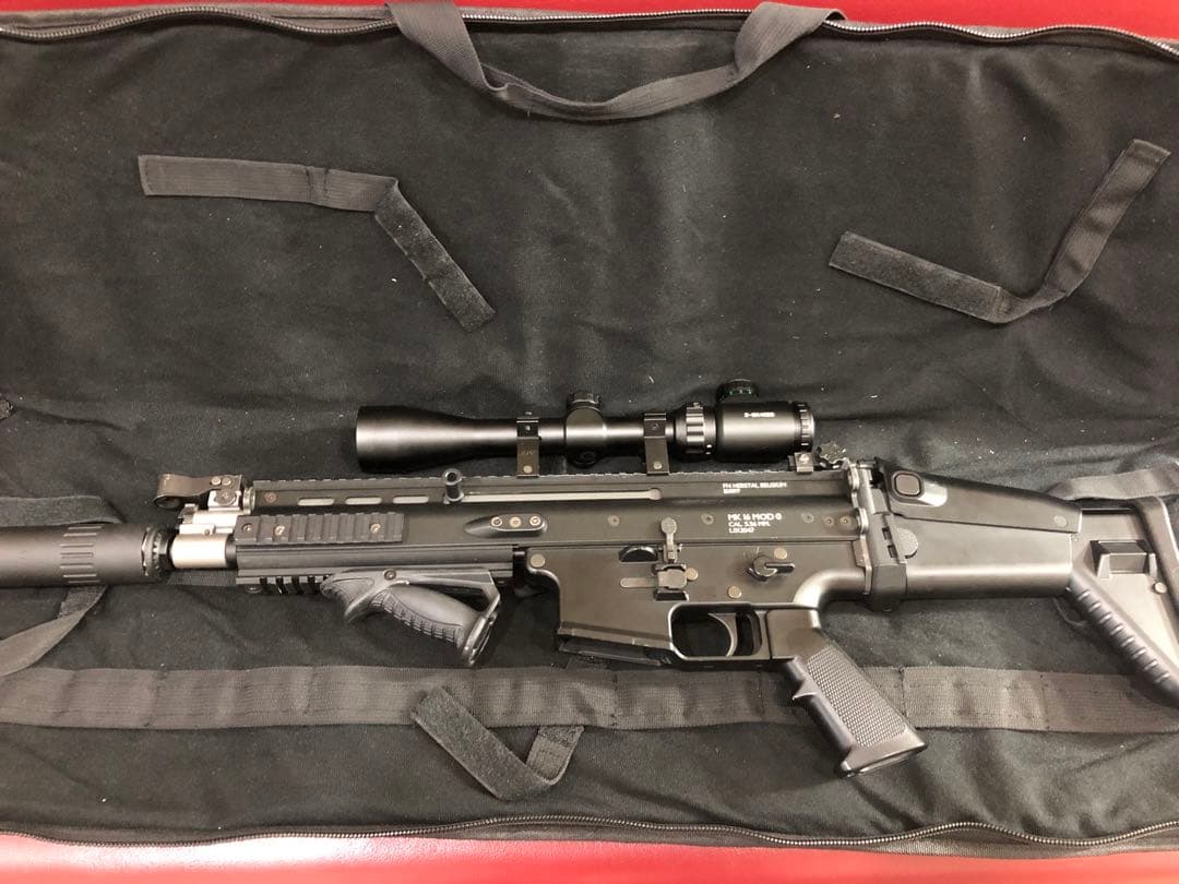 東京マルイ次世代電動ガン スカーL ブラック ライフルケース付！