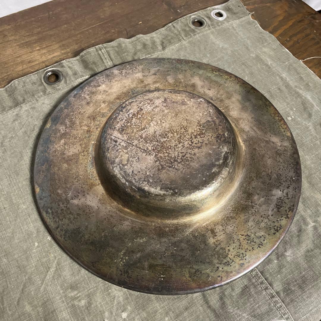 古雑貨ビンテージ品◾️ヨーロッパ雑貨 金属製 大きめのプレート ディスプレイ 小物