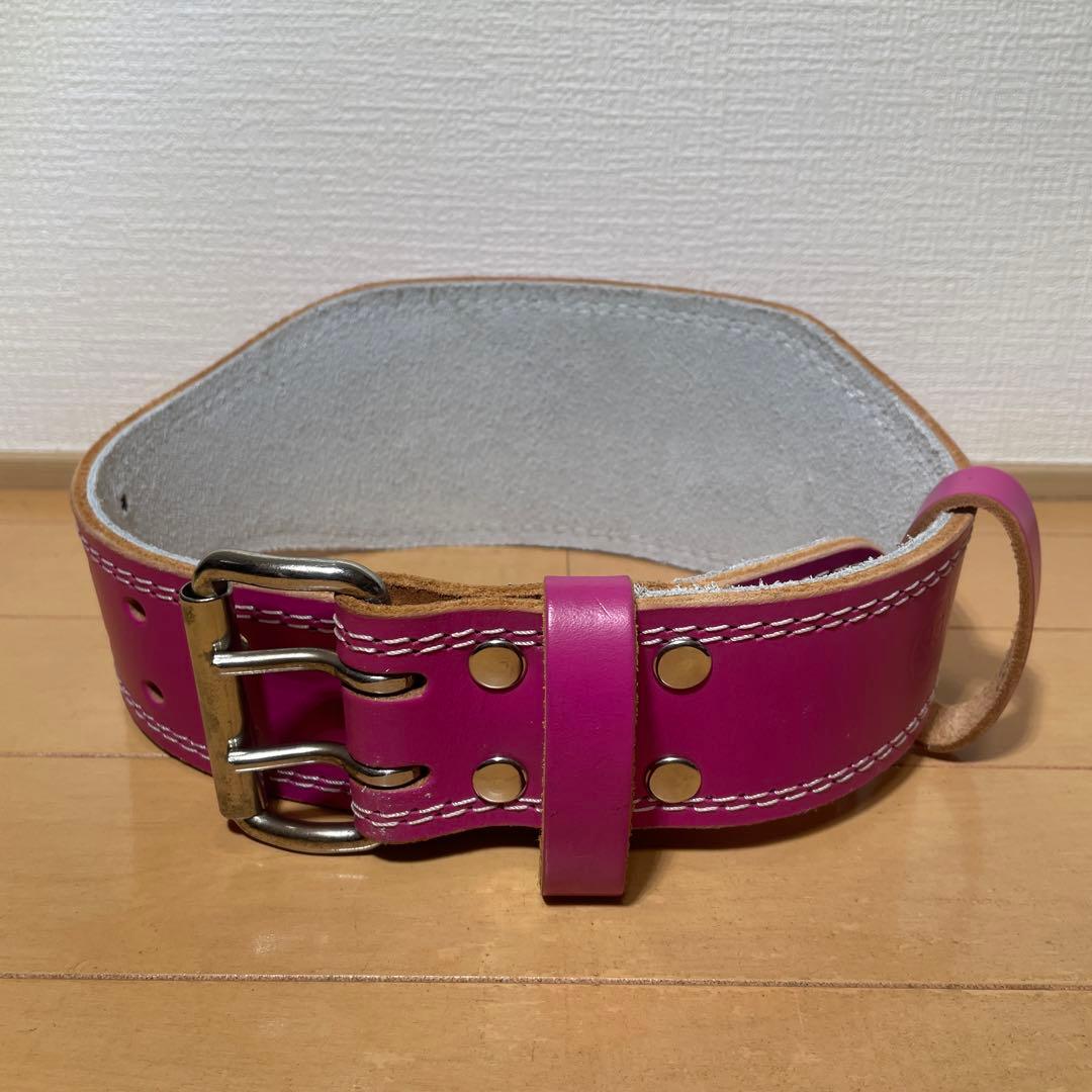 新品　値引不可　ゴールドジム　GOLD'S GYM トレーニングベルト　ステッカ