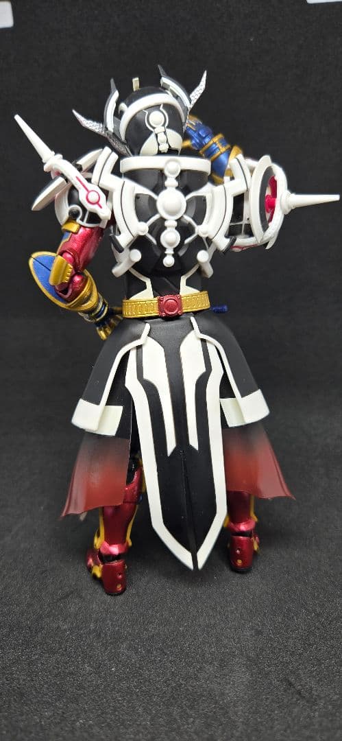 【中古】S.H.Figuarts　仮面ライダーエボル　ブラックホールフォーム