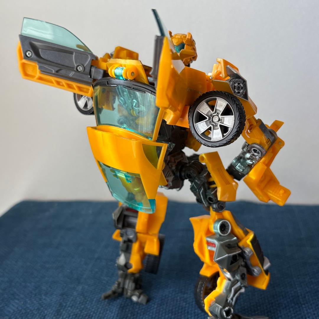 【美品】トランスフォーマー RA-21 バンブルビー フィギュア 正規品