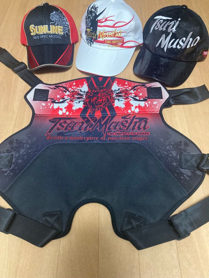 N*-様 釣武者　ヒップガードとキャップのセット　サンラインキャップ付き