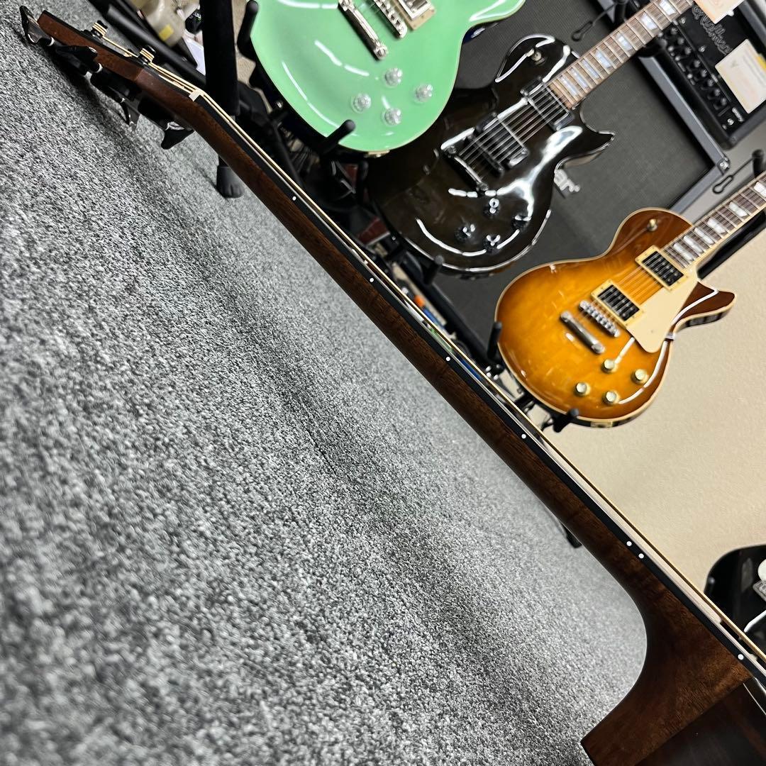 【10922】 Michael Kelly Act Ele Bass