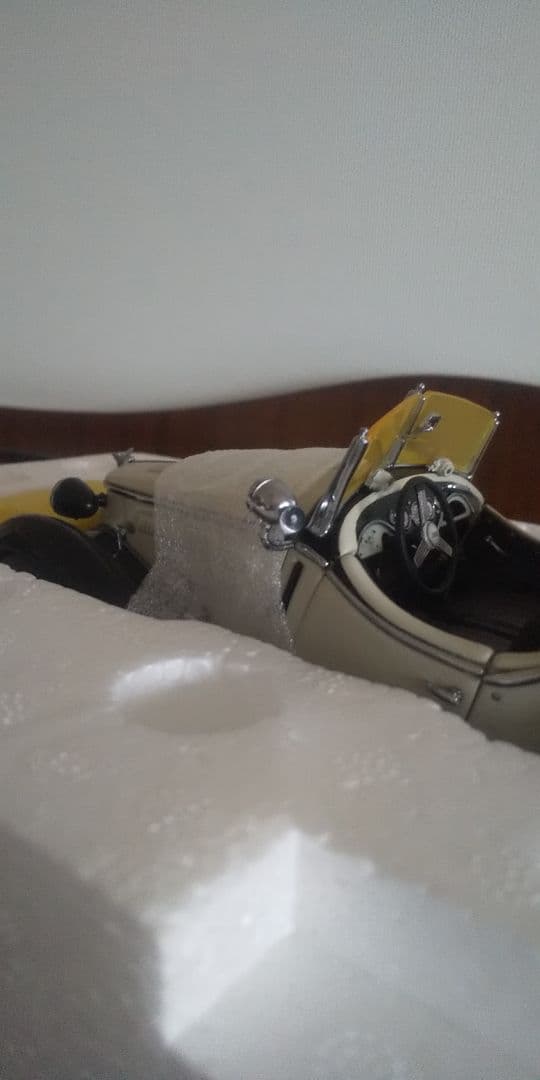 初期型 CMC アウディ ロードスター ミニカー