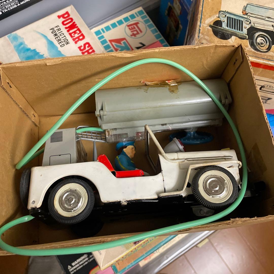 大特価！純正箱（レプリカ箱も付属）付きバンダイハンドルリモコンパトジープ